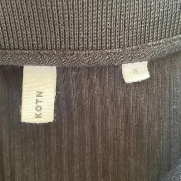 KOTN black cotton ribbed button down quarter polo top in size S - Picture 3 of 5